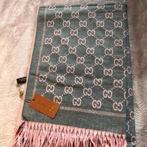 Gucci GG Wool Scarf